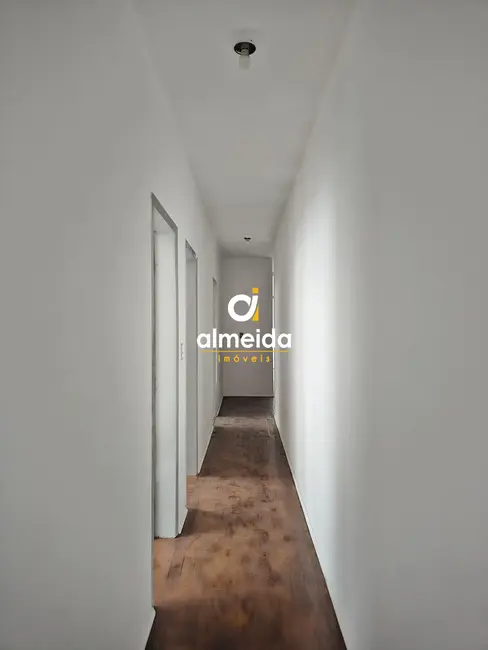 Apartamento com 3 quartos para alugar, 106m2 em Centro, Santa Maria - RS - imagem 9 Foto 9 de Apartamento com 3 quartos para alugar, 106m2 em Centro, Santa Maria - RS
