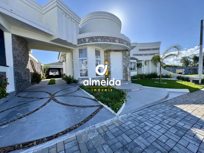 Casa de Condomínio com 3 quartos à venda, 200m2 em Camobi, Santa Maria - RS - imagem 2 Foto 2 de Casa de Condomínio com 3 quartos à venda, 200m2 em Camobi, Santa Maria - RS