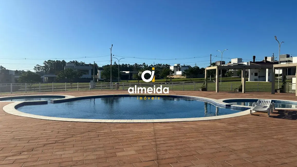 Foto 4 de Casa de Condomínio com 3 quartos à venda, 200m2 em Camobi, Santa Maria - RS
