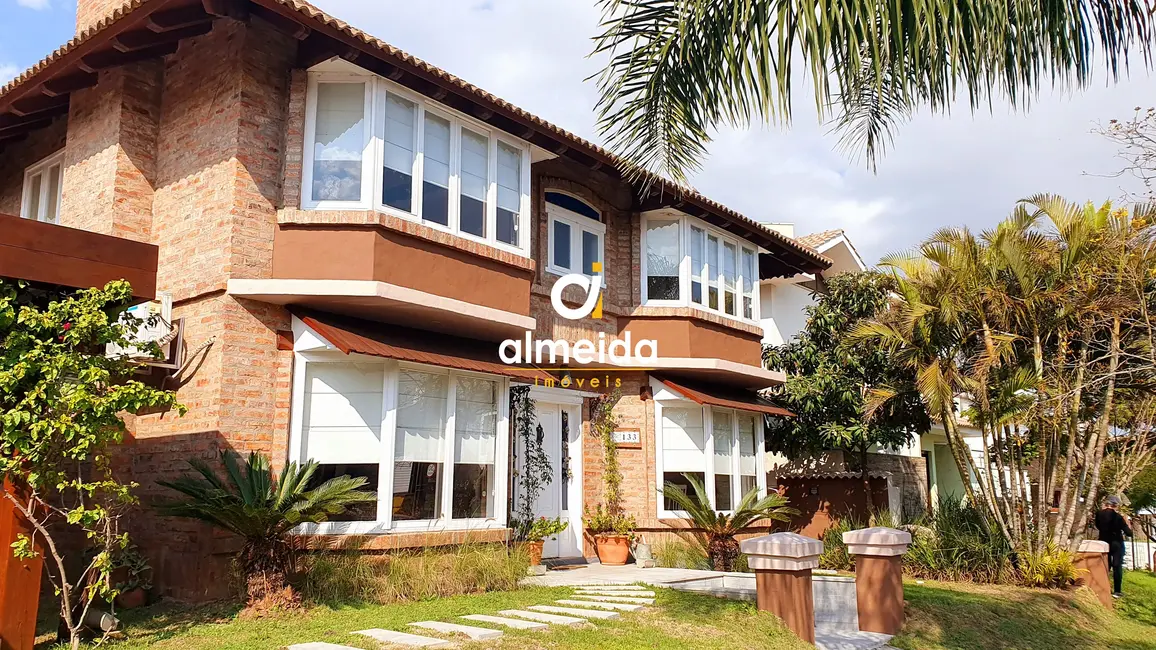 Foto 5 de Casa de Condomínio com 3 quartos à venda, 340m2 em São José, Santa Maria - RS