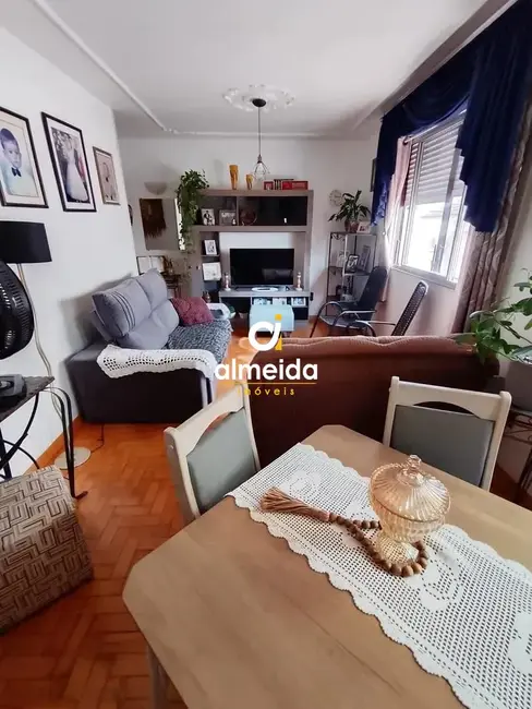 Foto 4 de Apartamento com 3 quartos à venda, 120m2 em Menino Jesus, Santa Maria - RS