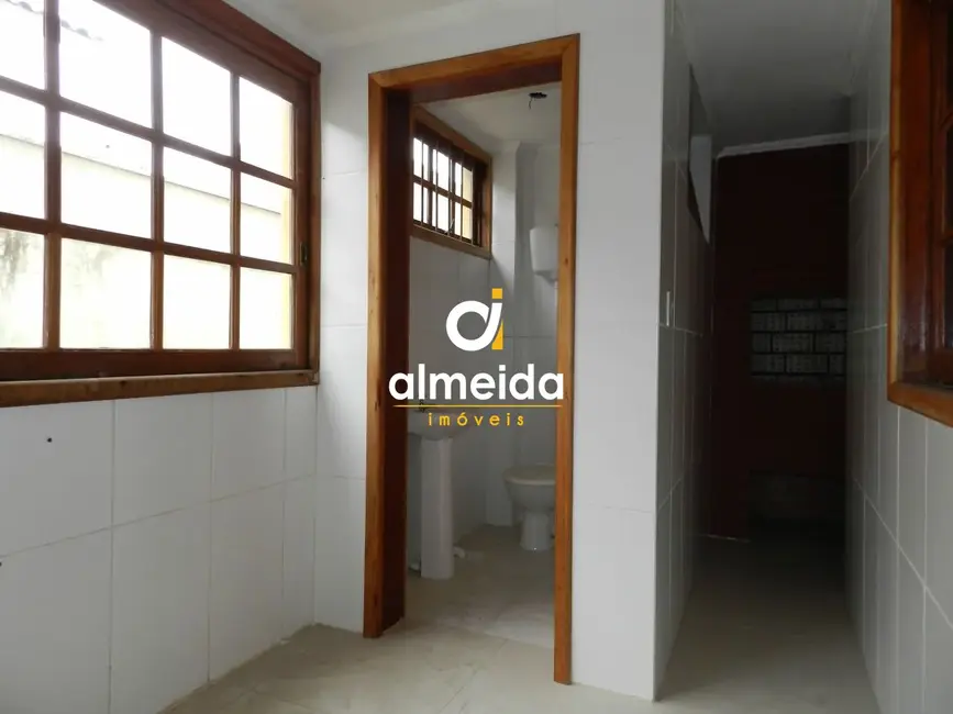 Apartamento com 3 quartos à venda, 150m2 em Nossa Senhora de Lourdes, Santa Maria - RS - imagem 6 Foto 6 de Apartamento com 3 quartos à venda, 150m2 em Nossa Senhora de Lourdes, Santa Maria - RS