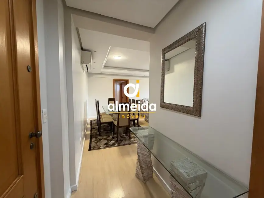 Foto 3 de Apartamento com 3 quartos para alugar, 147m2 em Centro, Santa Maria - RS