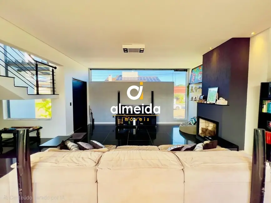 Casa com 4 quartos à venda, 450m2 em São José, Santa Maria - RS - imagem 4 Foto 4 de Casa com 4 quartos à venda, 450m2 em São José, Santa Maria - RS