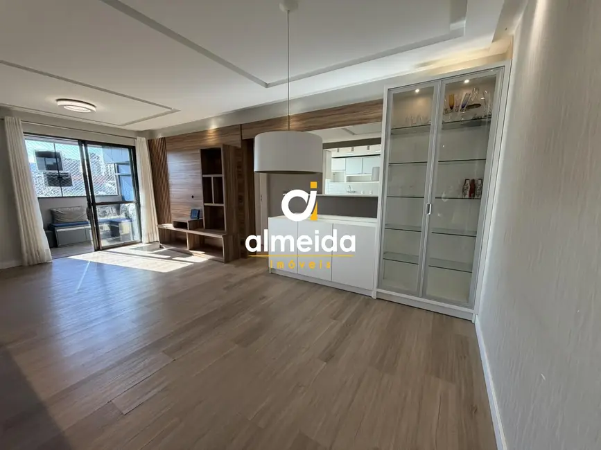 Foto 1 de Apartamento com 3 quartos à venda, 90m2 em Centro, Santa Maria - RS