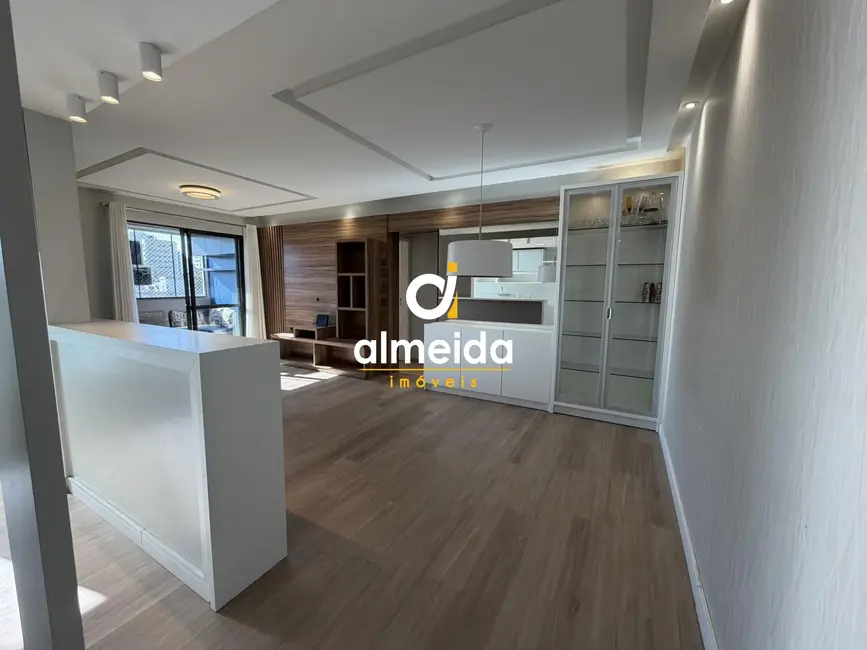 Foto 2 de Apartamento com 3 quartos à venda, 90m2 em Centro, Santa Maria - RS