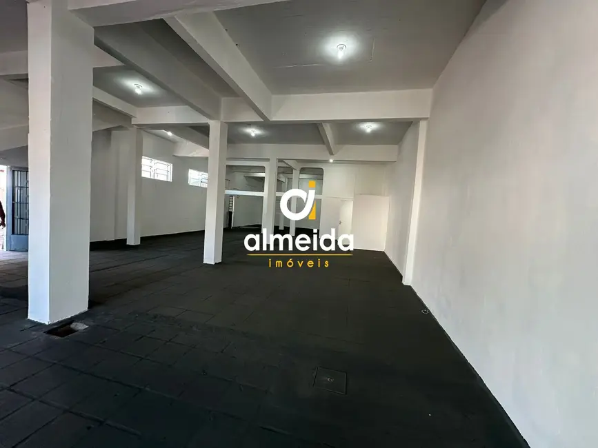 Sala Comercial com 10 quartos para alugar, 200m2 em Nonoai, Santa Maria - RS - imagem 3 Foto 3 de Sala Comercial com 10 quartos para alugar, 200m2 em Nonoai, Santa Maria - RS