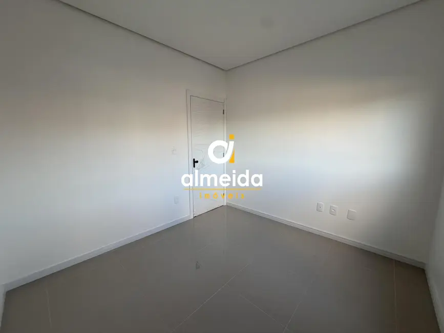 Apartamento com 3 quartos à venda, 89m2 em Uglione, Santa Maria - RS - imagem 5 Foto 5 de Apartamento com 3 quartos à venda, 89m2 em Uglione, Santa Maria - RS