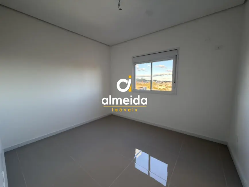 Apartamento com 3 quartos à venda, 89m2 em Uglione, Santa Maria - RS - imagem 6 Foto 6 de Apartamento com 3 quartos à venda, 89m2 em Uglione, Santa Maria - RS