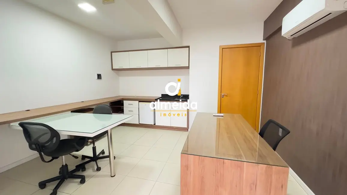 Sala Comercial com 1 quarto para alugar, 23m2 em Nossa Senhora do Rosário, Santa Maria - RS - imagem 2 Foto 2 de Sala Comercial com 1 quarto para alugar, 23m2 em Nossa Senhora do Rosário, Santa Maria - RS