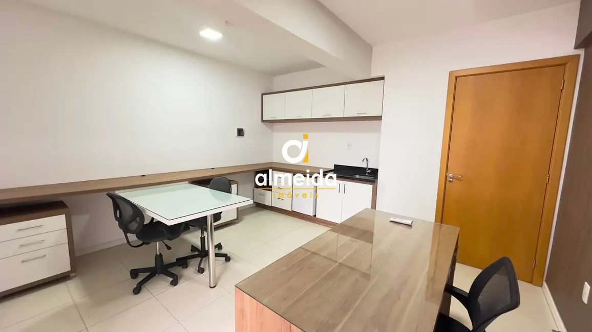 Sala Comercial com 1 quarto para alugar, 23m2 em Nossa Senhora do Rosário, Santa Maria - RS - imagem 1 Foto 1 de Sala Comercial com 1 quarto para alugar, 23m2 em Nossa Senhora do Rosário, Santa Maria - RS