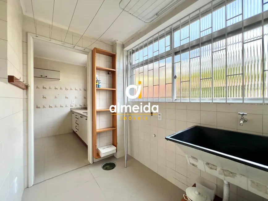 Apartamento com 2 quartos à venda, 75m2 em Centro, Santa Maria - RS - imagem 3 Foto 3 de Apartamento com 2 quartos à venda, 75m2 em Centro, Santa Maria - RS