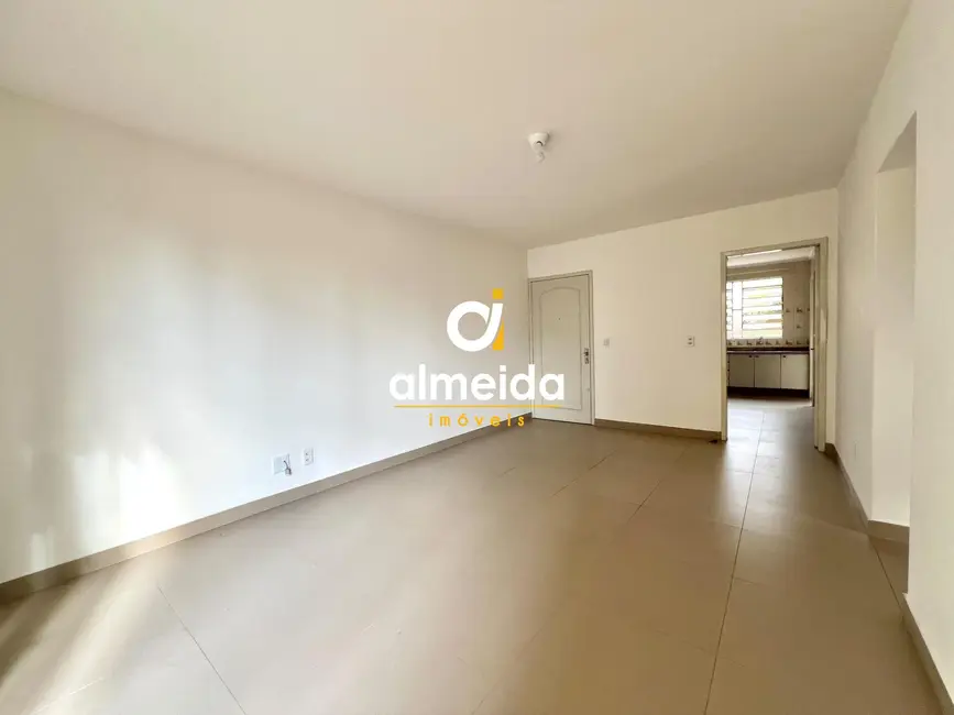 Apartamento com 2 quartos à venda, 75m2 em Centro, Santa Maria - RS - imagem 2 Foto 2 de Apartamento com 2 quartos à venda, 75m2 em Centro, Santa Maria - RS