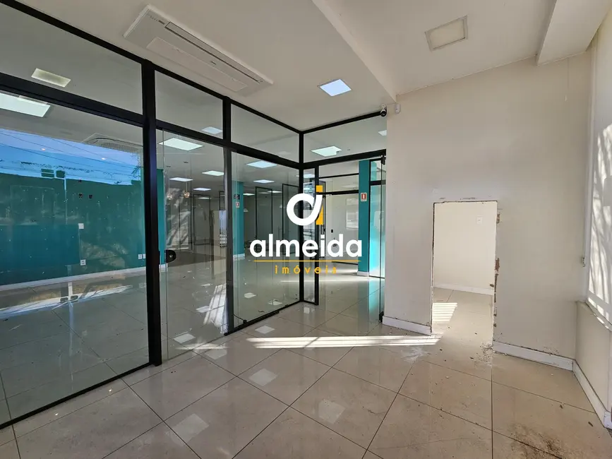 Sala Comercial com 3 quartos para alugar, 203m2 em Camobi, Santa Maria - RS - imagem 5 Foto 5 de Sala Comercial com 3 quartos para alugar, 203m2 em Camobi, Santa Maria - RS