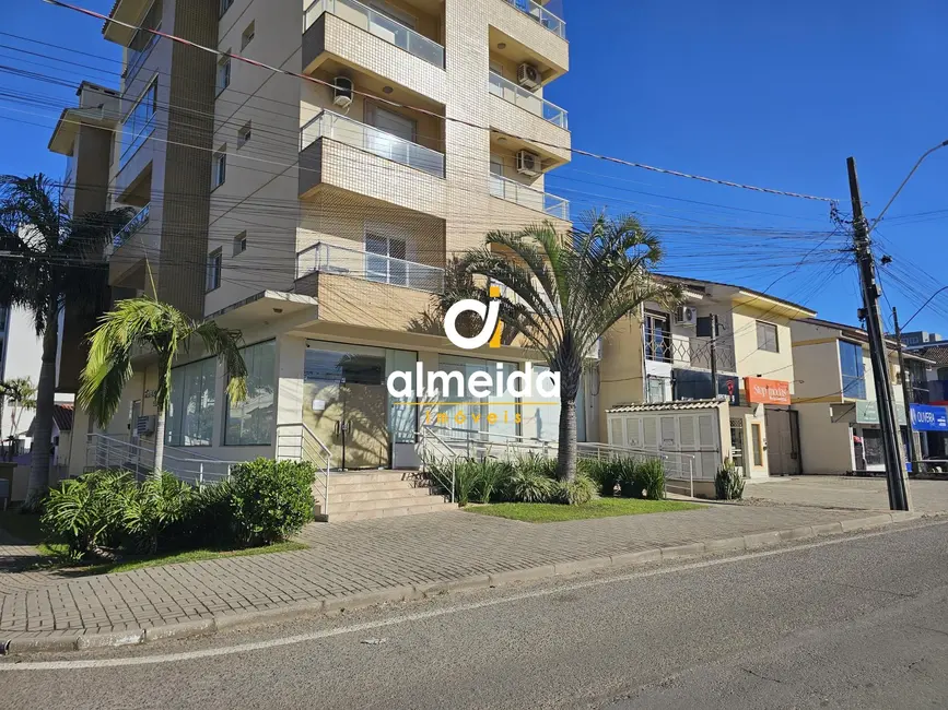 Sala Comercial com 3 quartos para alugar, 203m2 em Camobi, Santa Maria - RS - imagem 1 Foto 1 de Sala Comercial com 3 quartos para alugar, 203m2 em Camobi, Santa Maria - RS