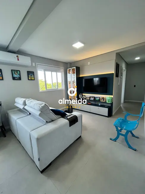 Foto 6 de Cobertura com 2 quartos à venda, 74m2 em Camobi, Santa Maria - RS