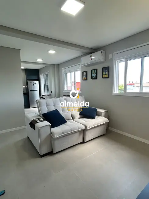 Foto 5 de Cobertura com 2 quartos à venda, 74m2 em Camobi, Santa Maria - RS