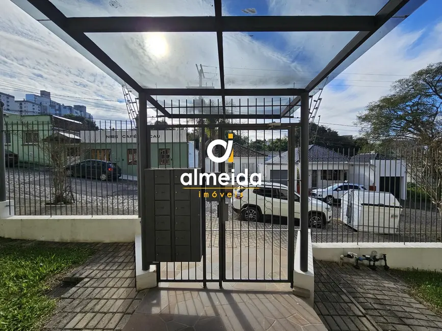 Apartamento com 3 quartos à venda, 142m2 em Nossa Senhora de Lourdes, Santa Maria - RS - imagem 4 Foto 4 de Apartamento com 3 quartos à venda, 142m2 em Nossa Senhora de Lourdes, Santa Maria - RS