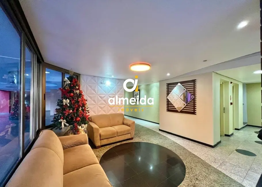 Foto 3 de Apartamento com 2 quartos à venda, 65m2 em Centro, Santa Maria - RS