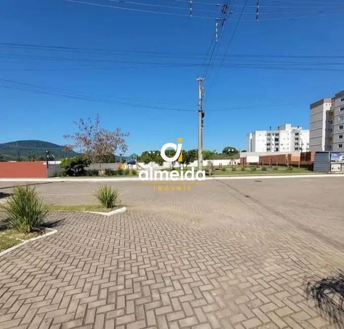 Foto 8 de Terreno / Lote à venda, 405m2 em Camobi, Santa Maria - RS