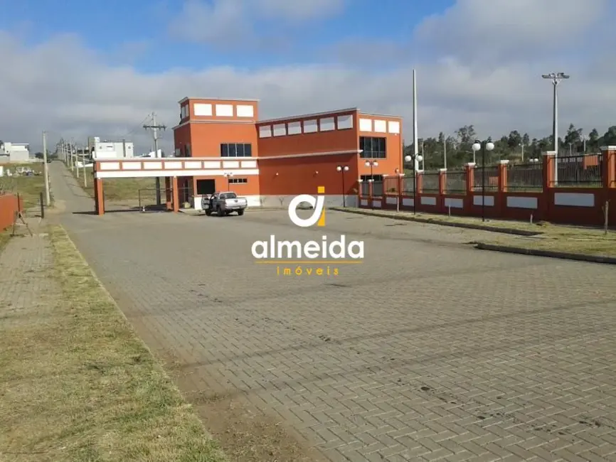 Foto 1 de Terreno / Lote à venda, 405m2 em Camobi, Santa Maria - RS