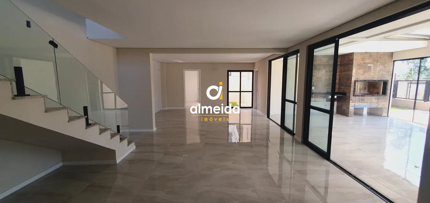 Foto 7 de Casa de Condomínio com 3 quartos à venda, 228m2 em São José, Santa Maria - RS