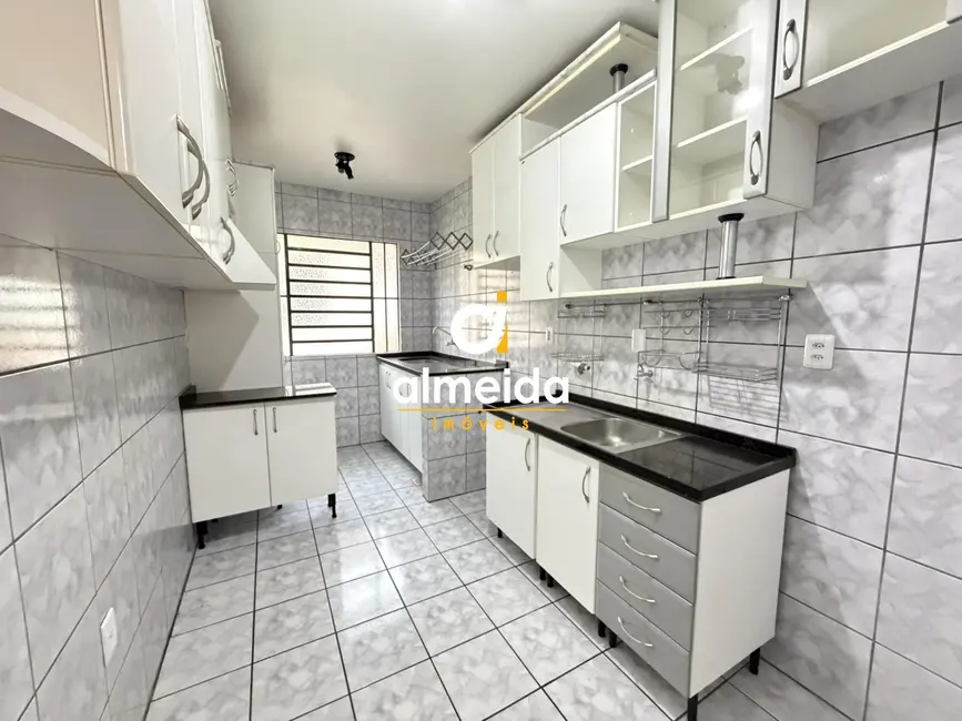 Foto 4 de Apartamento com 3 quartos à venda, 63m2 em Pinheiro Machado, Santa Maria - RS