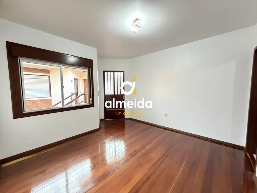 Foto 1 de Apartamento com 3 quartos à venda, 63m2 em Pinheiro Machado, Santa Maria - RS