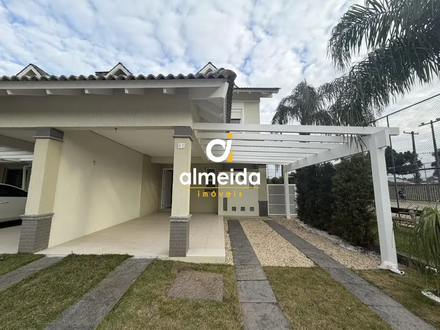 Foto 1 de Casa com 4 quartos à venda, 172m2 em São José, Santa Maria - RS
