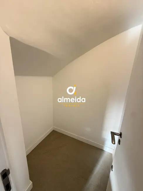 Foto 9 de Casa com 4 quartos à venda, 172m2 em São José, Santa Maria - RS