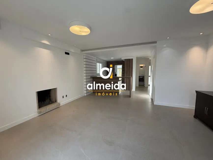 Foto 7 de Casa com 4 quartos à venda, 172m2 em São José, Santa Maria - RS