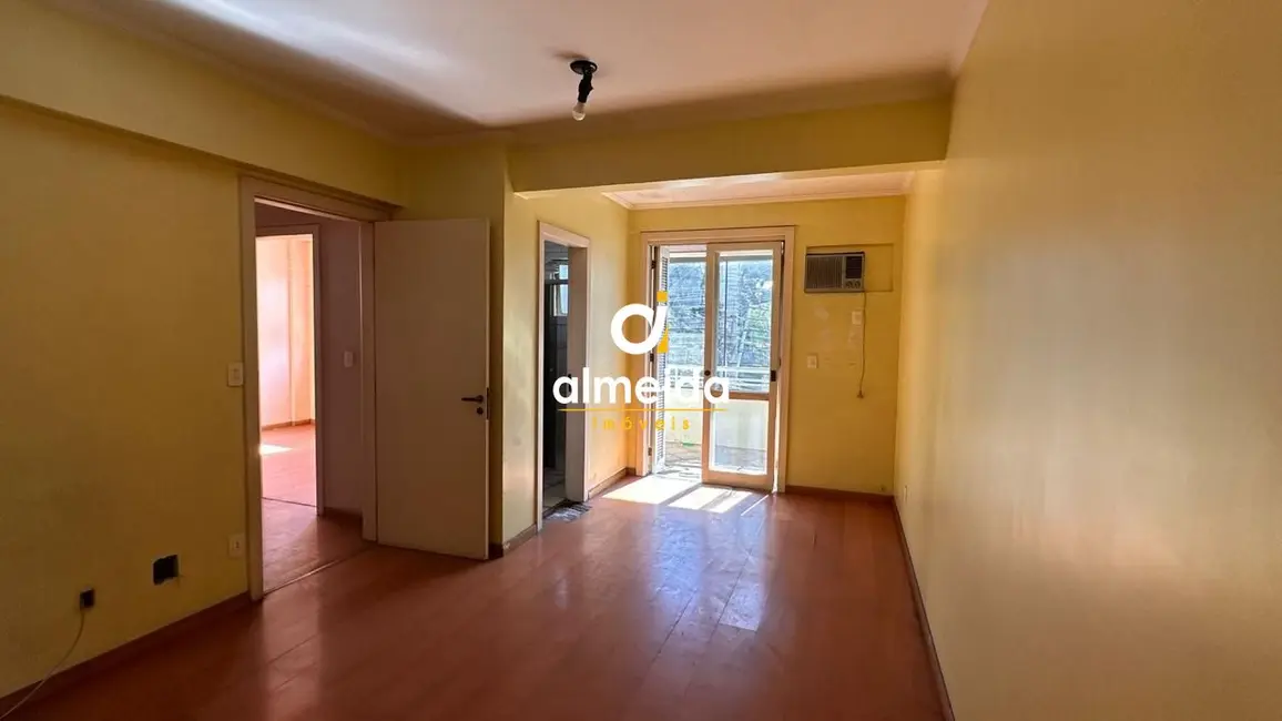 Apartamento com 3 quartos à venda, 106m2 em Centro, Santa Maria - RS - imagem 5 Foto 5 de Apartamento com 3 quartos à venda, 106m2 em Centro, Santa Maria - RS