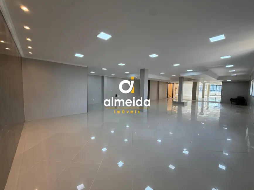 Foto 6 de Sala Comercial com 15 quartos para alugar, 300m2 em Nossa Senhora de Lourdes, Santa Maria - RS