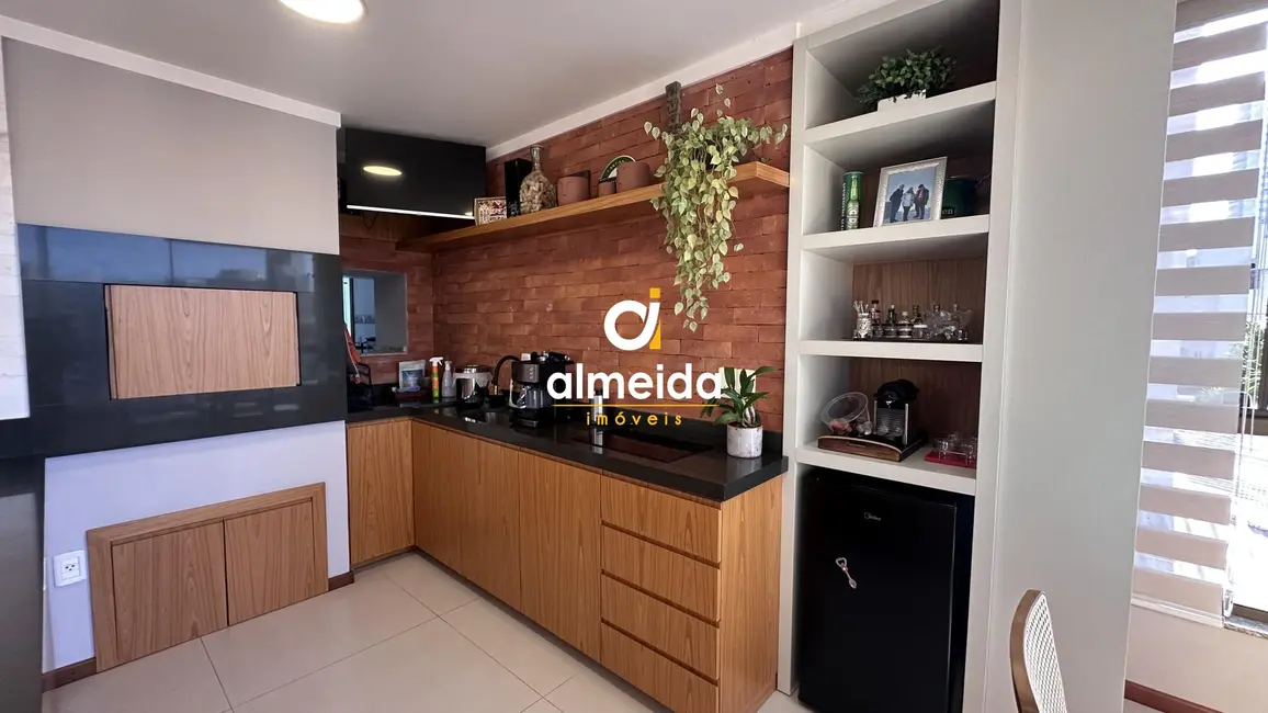 Apartamento com 3 quartos à venda, 137m2 em Nossa Senhora de Lourdes, Santa Maria - RS - imagem 9 Foto 9 de Apartamento com 3 quartos à venda, 137m2 em Nossa Senhora de Lourdes, Santa Maria - RS