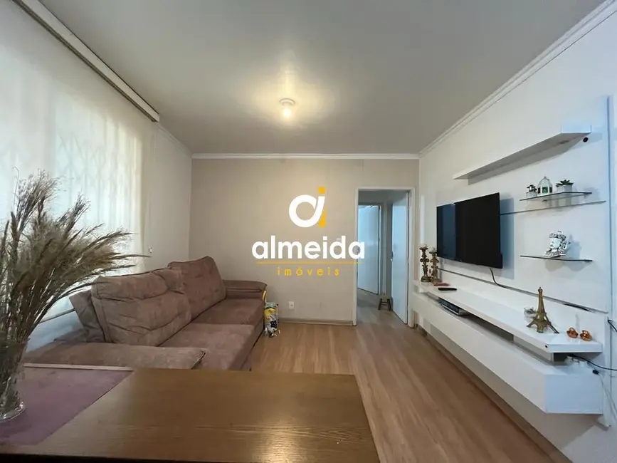 Apartamento com 2 quartos à venda, 91m2 em Centro, Santa Maria - RS - imagem 4 Foto 4 de Apartamento com 2 quartos à venda, 91m2 em Centro, Santa Maria - RS