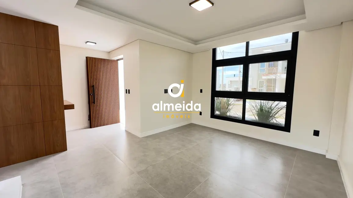 Casa com 3 quartos à venda, 204m2 em Camobi, Santa Maria - RS - imagem 6 Foto 6 de Casa com 3 quartos à venda, 204m2 em Camobi, Santa Maria - RS