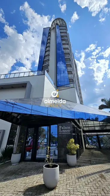 Foto 2 de Apartamento com 3 quartos à venda, 195m2 em Nossa Senhora Medianeira, Santa Maria - RS