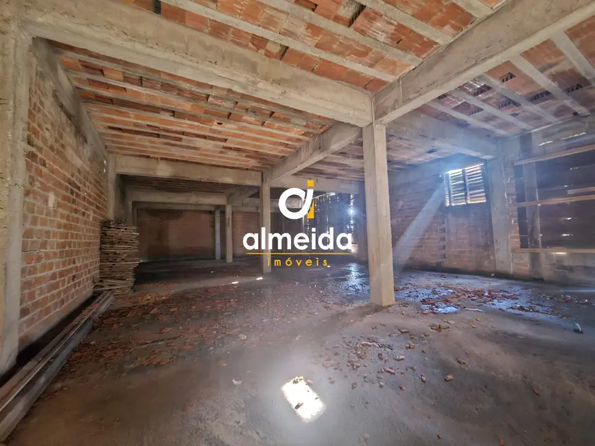 Foto 9 de Loja com 3 quartos à venda, 550m2 em Nossa Senhora do Rosário, Santa Maria - RS
