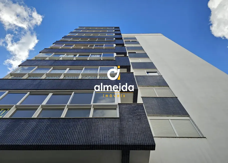 Apartamento com 3 quartos à venda, 154m2 em Centro, Santa Maria - RS - imagem 1 Foto 1 de Apartamento com 3 quartos à venda, 154m2 em Centro, Santa Maria - RS