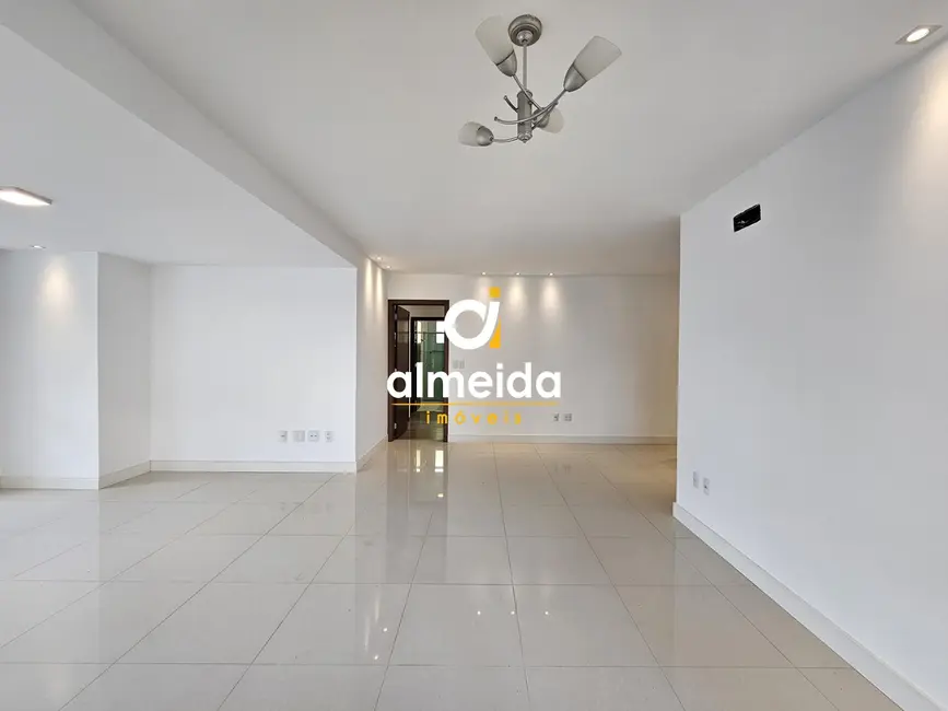 Apartamento com 3 quartos à venda, 154m2 em Centro, Santa Maria - RS - imagem 9 Foto 9 de Apartamento com 3 quartos à venda, 154m2 em Centro, Santa Maria - RS