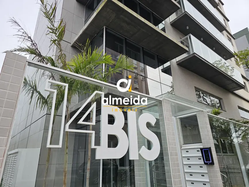 Foto 2 de Apartamento com 3 quartos à venda, 160m2 em Menino Jesus, Santa Maria - RS
