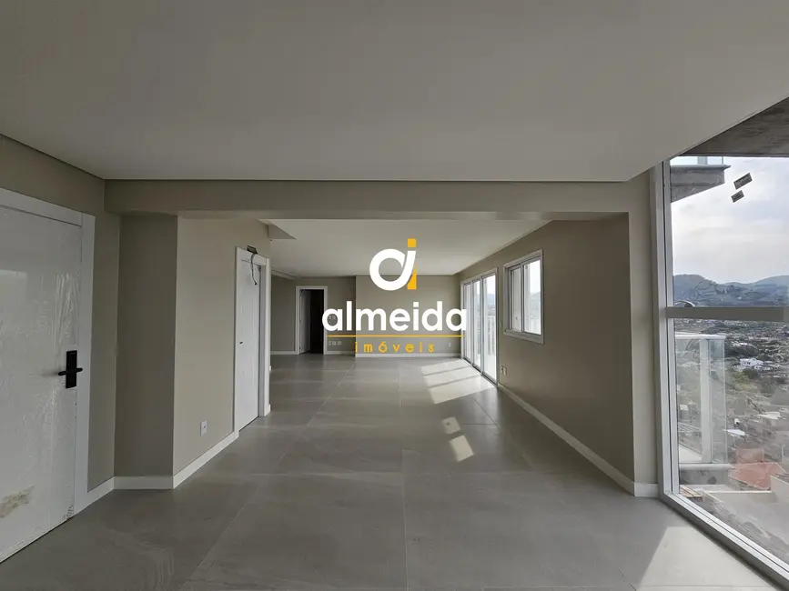 Foto 7 de Apartamento com 3 quartos à venda, 160m2 em Menino Jesus, Santa Maria - RS
