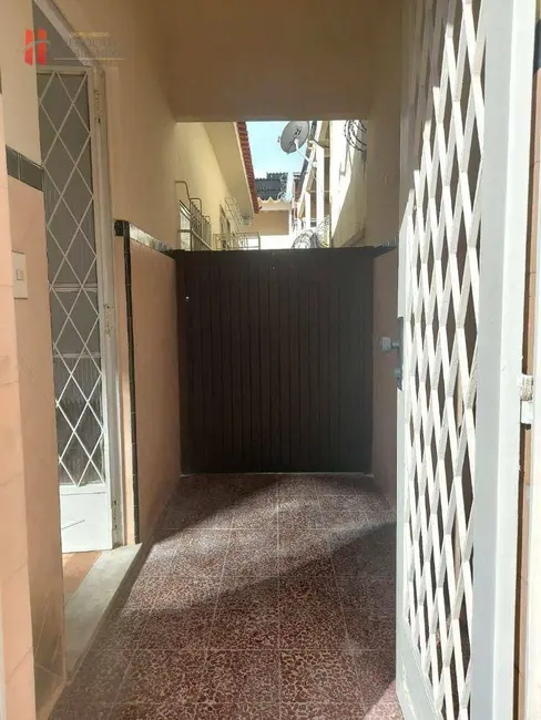 Casa com 4 quartos à venda, 360m2 em Jardim Vinte e Cinco de Agosto, Duque De Caxias - RJ - imagem 5 Foto 5 de Casa com 4 quartos à venda, 360m2 em Jardim Vinte e Cinco de Agosto, Duque De Caxias - RJ