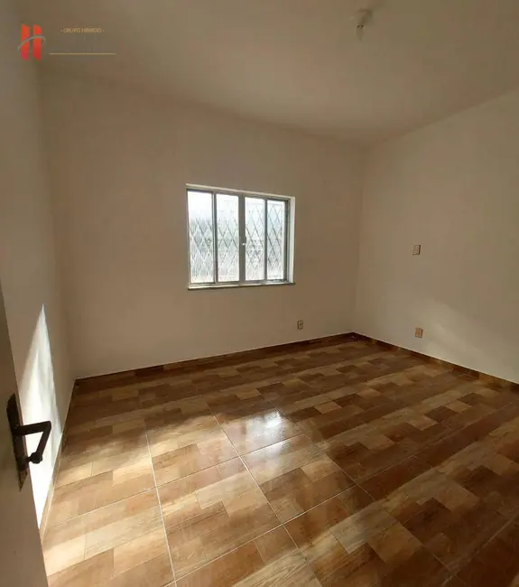 Casa com 4 quartos à venda, 360m2 em Jardim Vinte e Cinco de Agosto, Duque De Caxias - RJ - imagem 9 Foto 9 de Casa com 4 quartos à venda, 360m2 em Jardim Vinte e Cinco de Agosto, Duque De Caxias - RJ