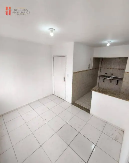 Foto 1 de Apartamento com 1 quarto para alugar, 34m2 em Vila Flávia, Duque De Caxias - RJ