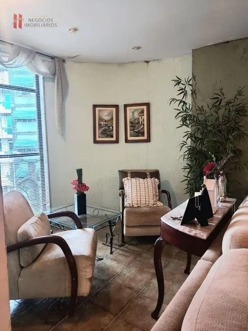Apartamento com 4 quartos à venda, 536m2 em Jardim Vinte e Cinco de Agosto, Duque De Caxias - RJ - imagem 7 Foto 7 de Apartamento com 4 quartos à venda, 536m2 em Jardim Vinte e Cinco de Agosto, Duque De Caxias - RJ