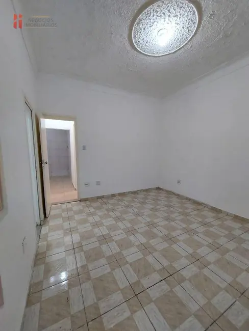 Casa com 3 quartos à venda, 220m2 em Vila Meriti, Duque De Caxias - RJ - imagem 9 Foto 9 de Casa com 3 quartos à venda, 220m2 em Vila Meriti, Duque De Caxias - RJ