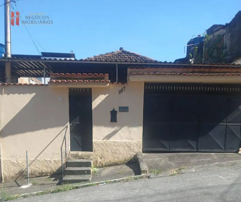 Foto 2 de Casa com 2 quartos para alugar, 200m2 em Vila Paula, Duque De Caxias - RJ