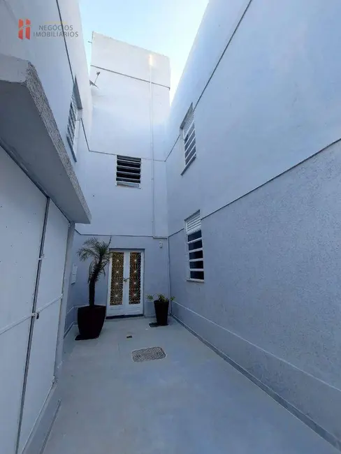 Apartamento com 2 quartos à venda, 45m2 em Jardim Vinte e Cinco de Agosto, Duque De Caxias - RJ - imagem 5 Foto 5 de Apartamento com 2 quartos à venda, 45m2 em Jardim Vinte e Cinco de Agosto, Duque De Caxias - RJ