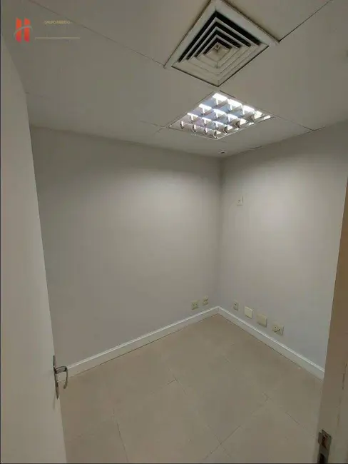 Sala Comercial para alugar, 82m2 em Barra da Tijuca, Rio De Janeiro - RJ - imagem 7 Foto 7 de Sala Comercial para alugar, 82m2 em Barra da Tijuca, Rio De Janeiro - RJ